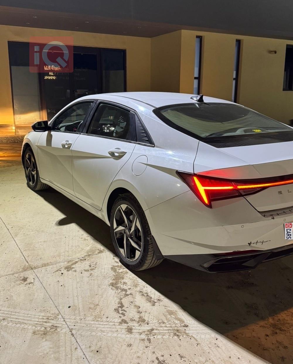 هیۆندای ئەلەنترا